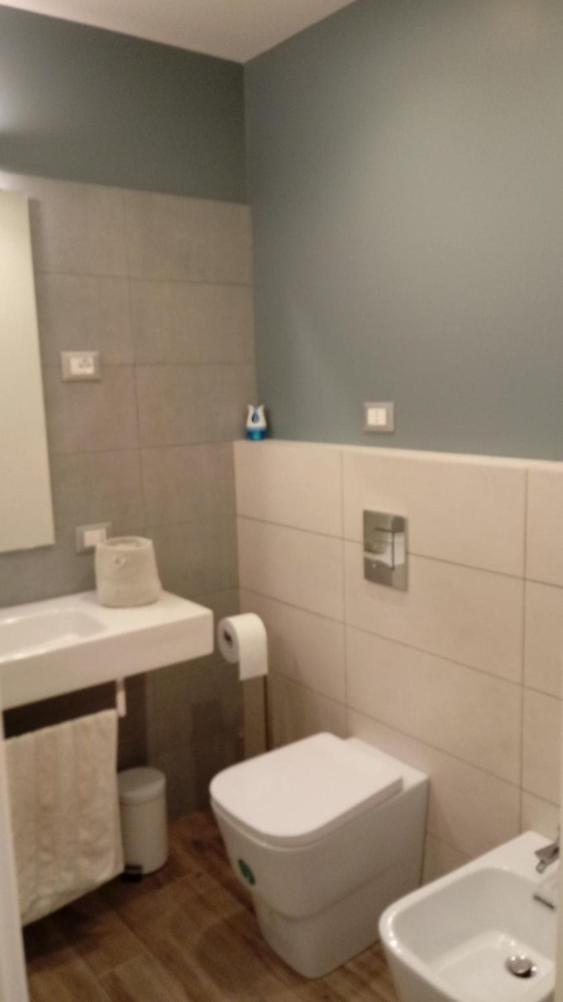 Travel House Hotel Специя Екстериор снимка